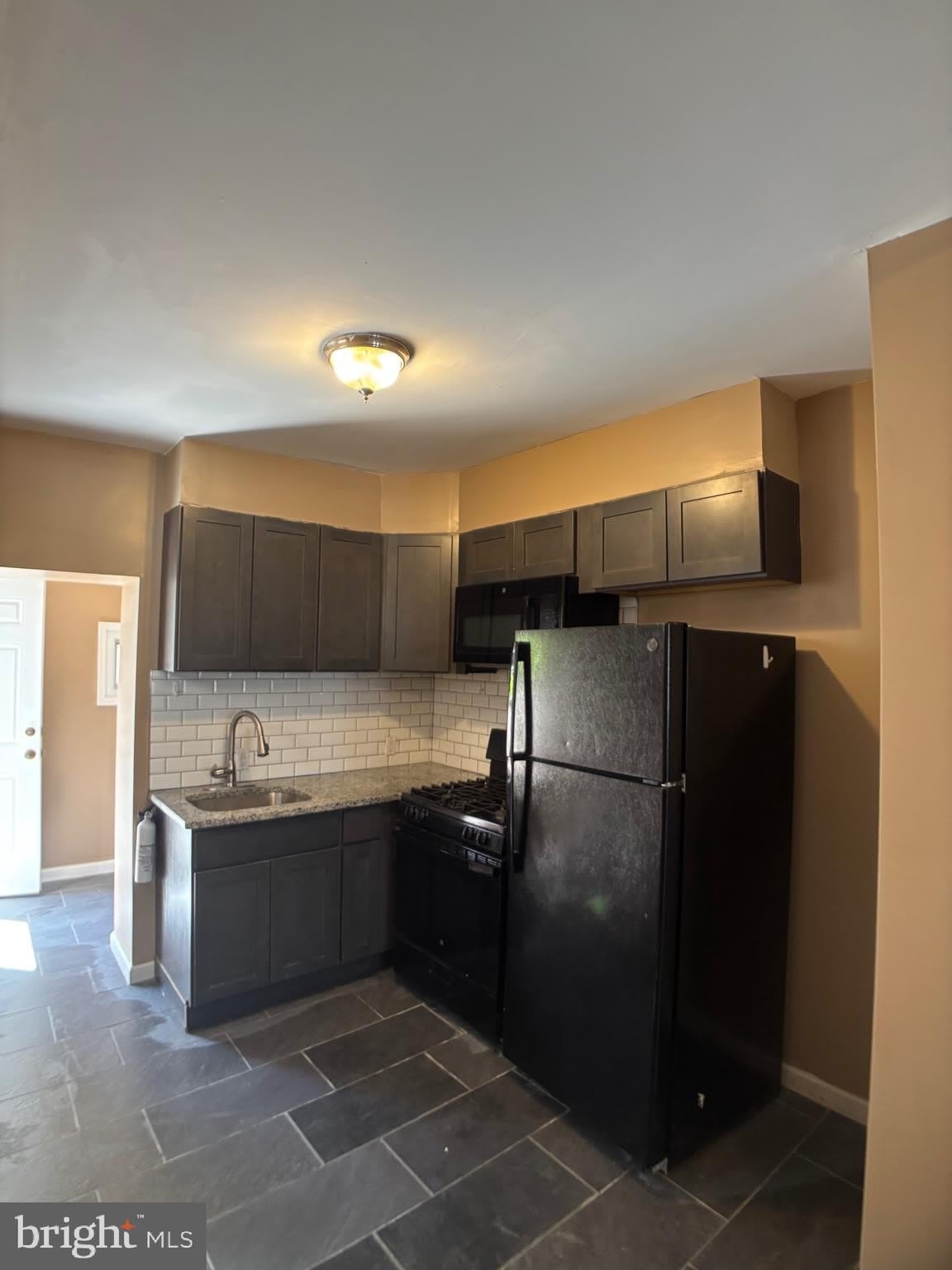 2054 E ANN Street – photo 3