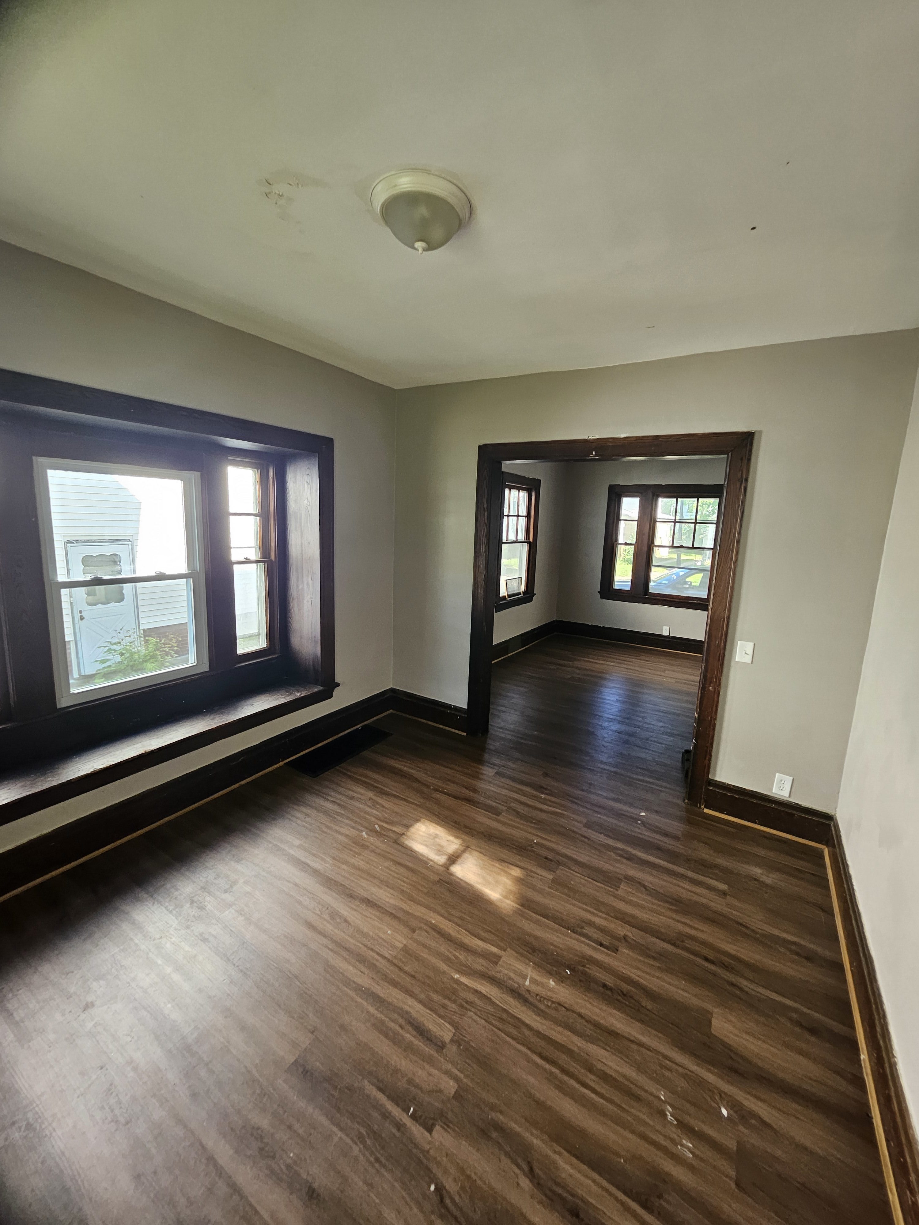 376 Magee Ave – photo 2
