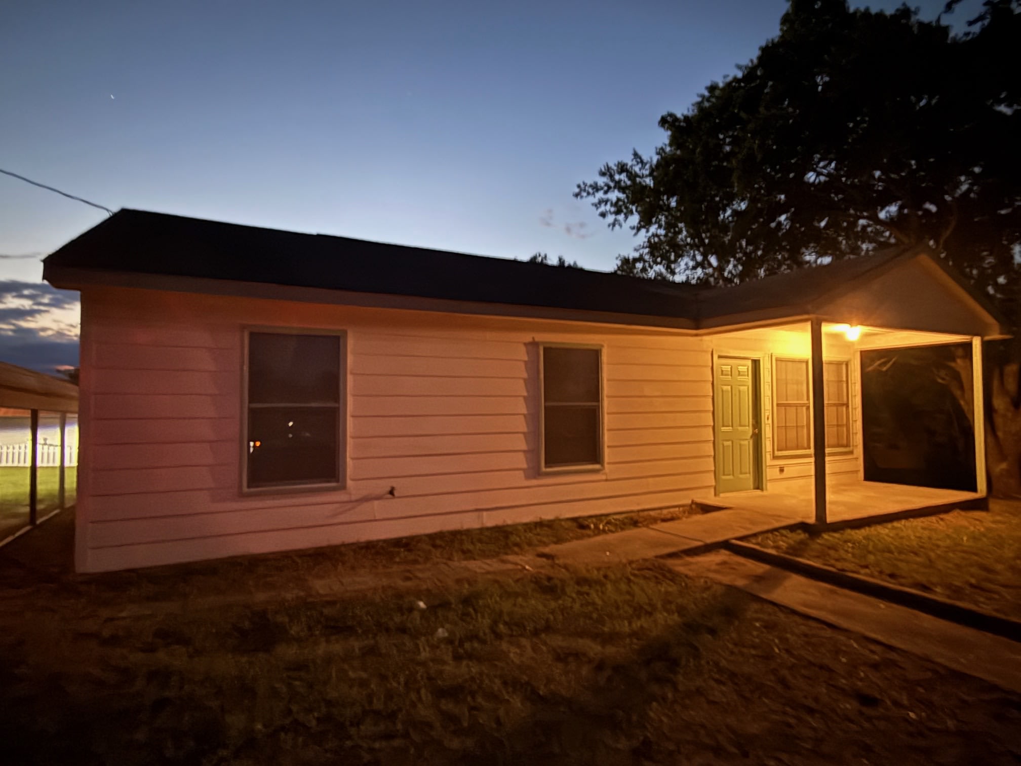 902 Saint Mary's Street – photo 2