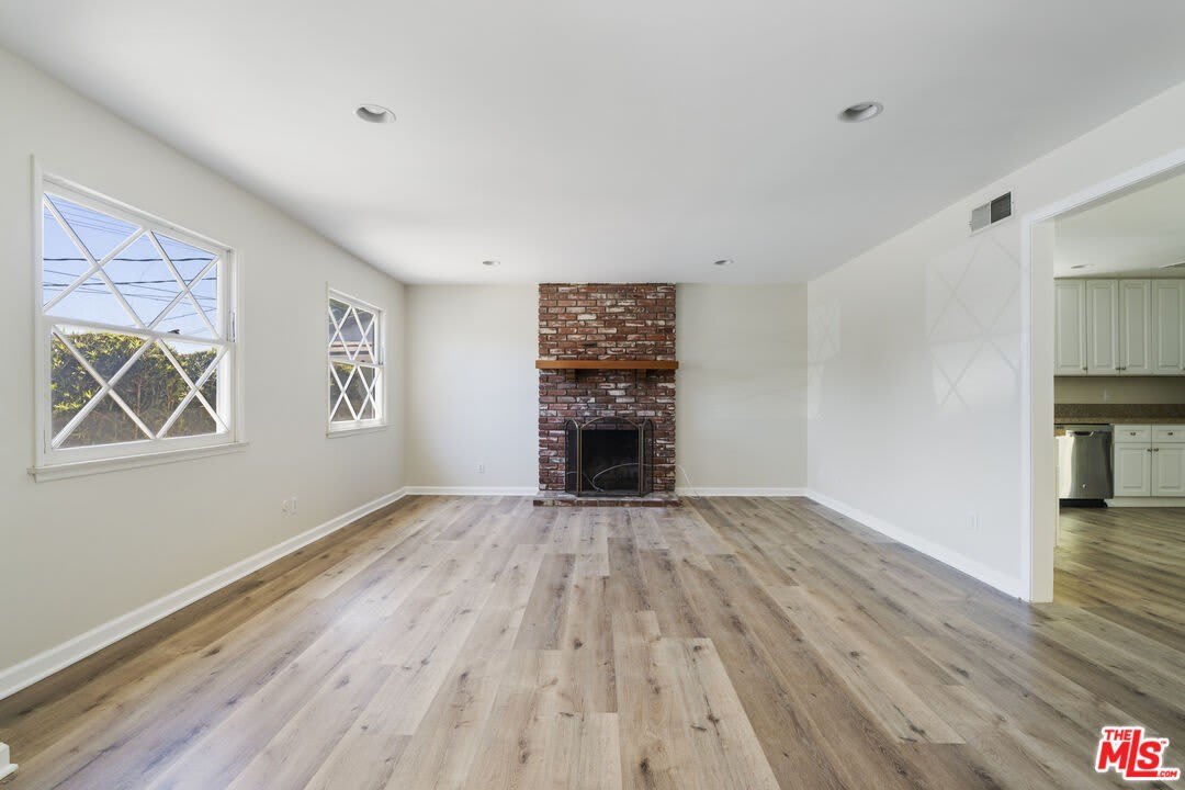 4513 Wawona St – photo 4