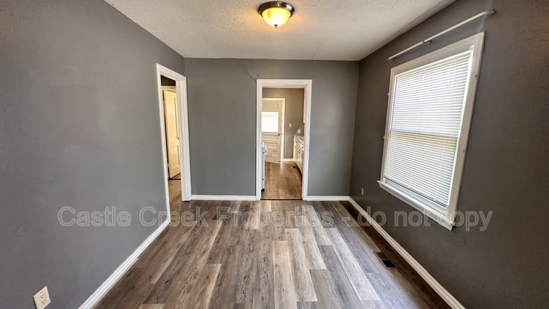 4018 Southeast 10Th Street – photo 4