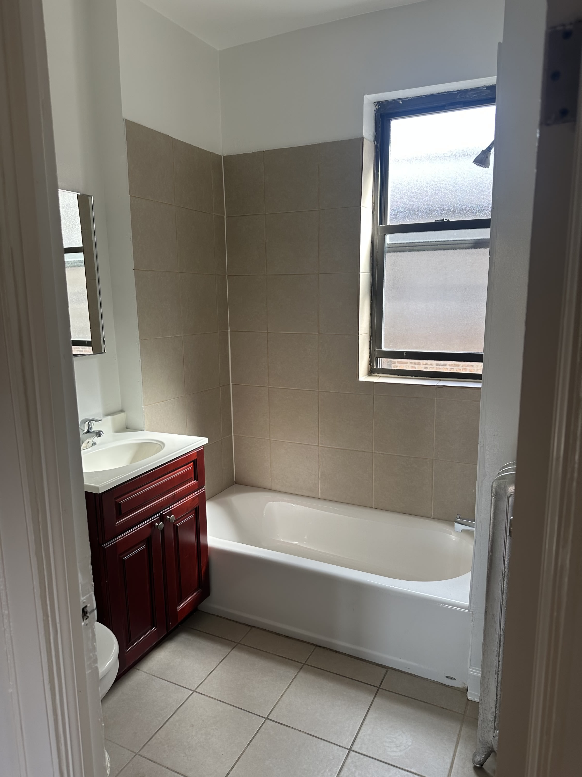 6859 S. Crandon Avenue, Unit 2 – photo 2