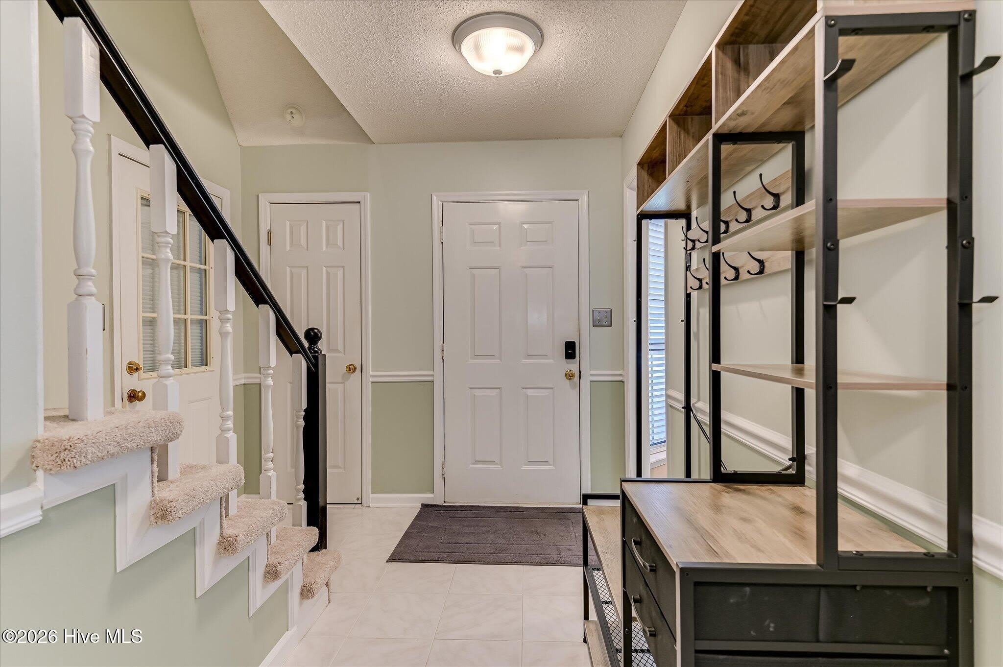 2528 Commons Trace – photo 5