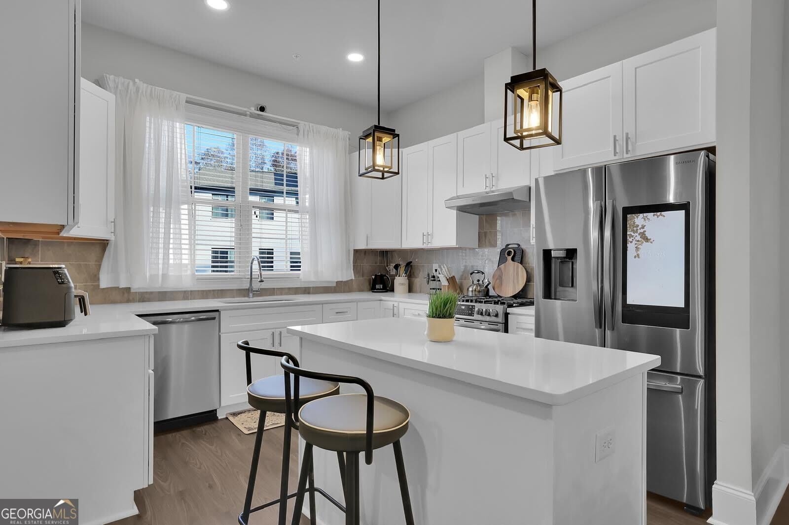 8026 Linfield Way – photo 3