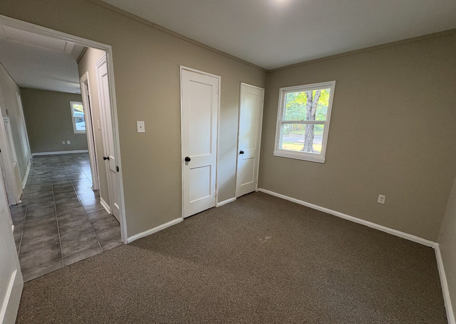 3 Bedroom 1 Bath home in Millington – photo 2