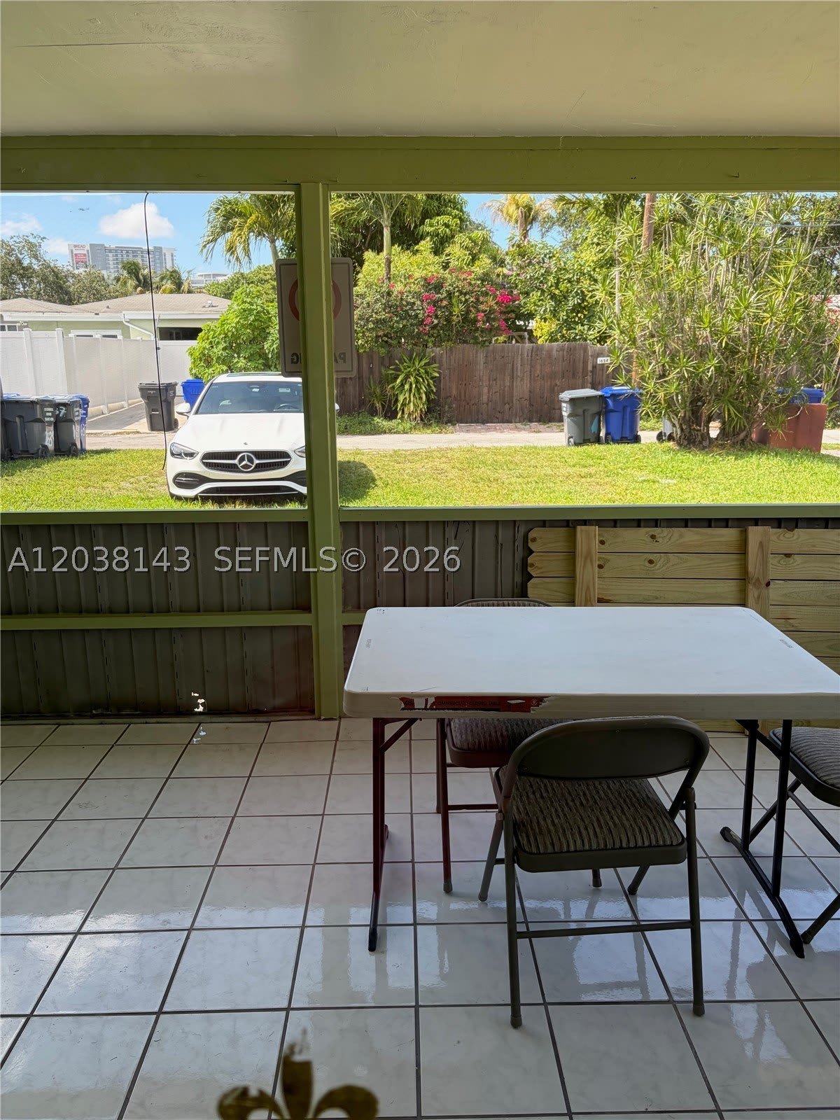 1635 Dewey St – photo 3