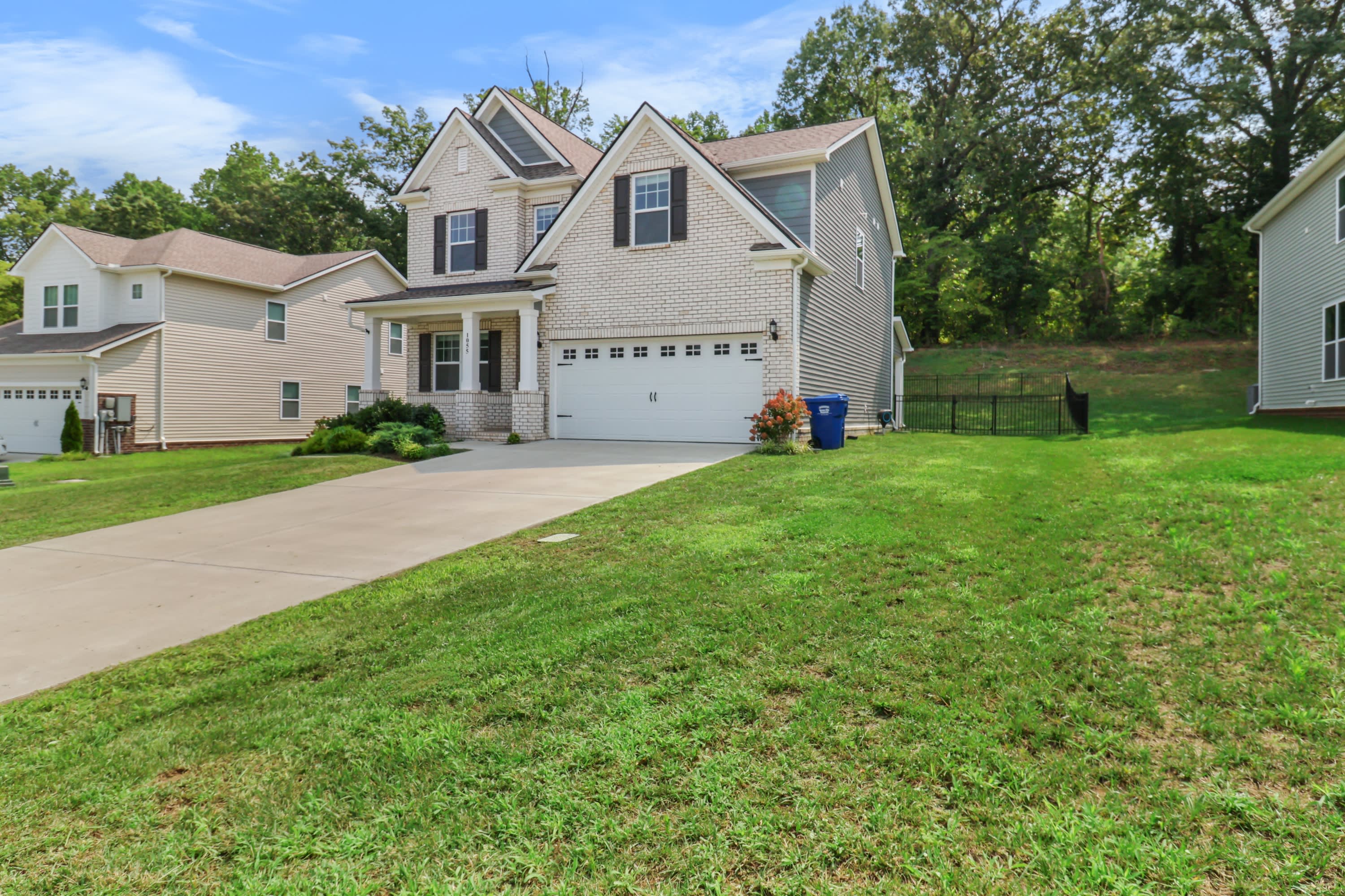 1055 Ross Farms Boulevard – photo 2