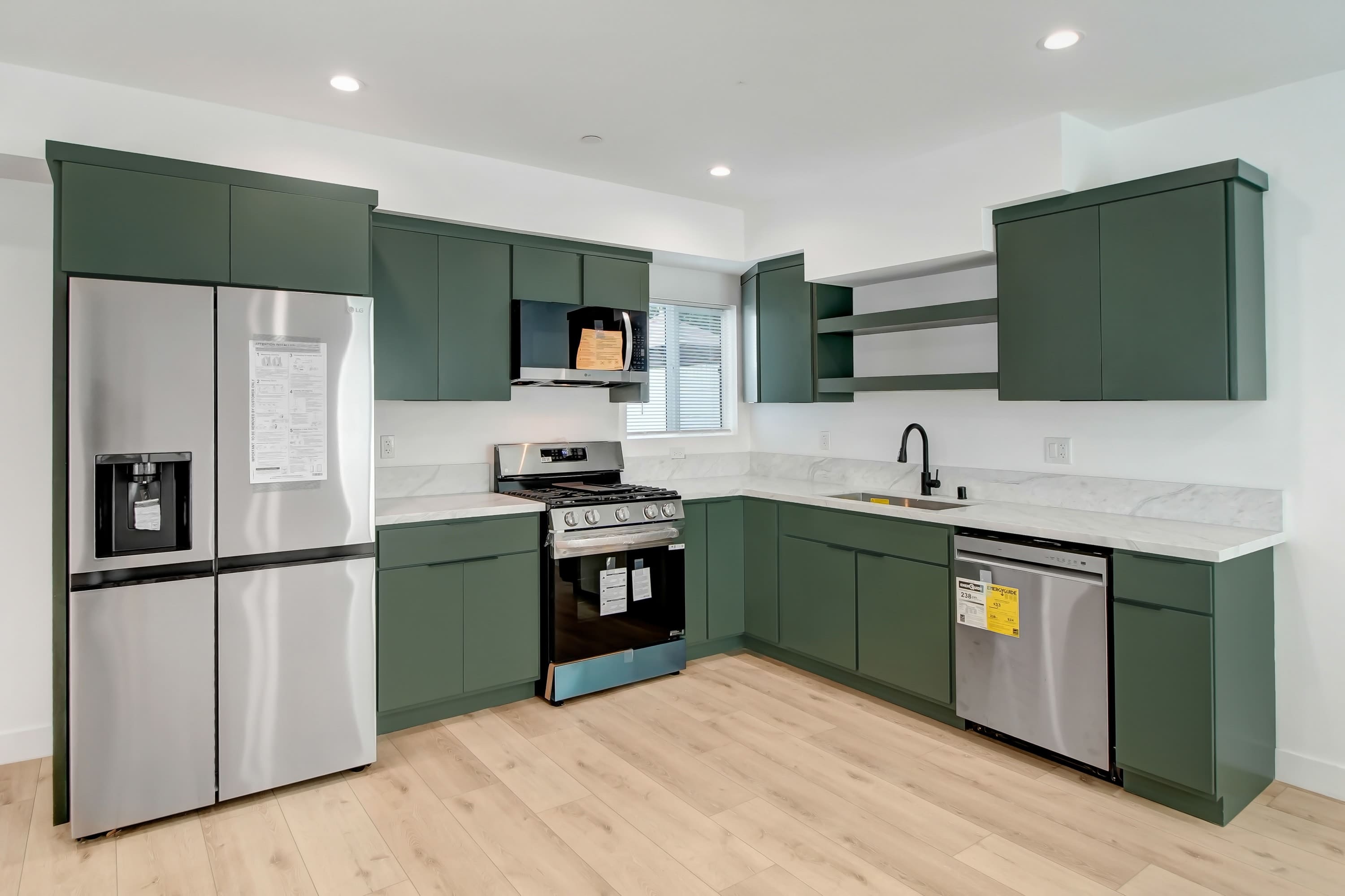 5624 Raber Street – photo 2