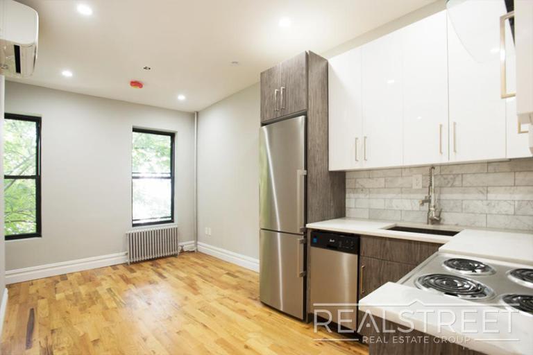 1233 Dean Street – photo 2
