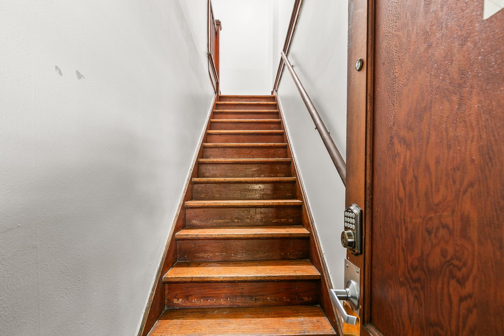 523 Park Ave – photo 5