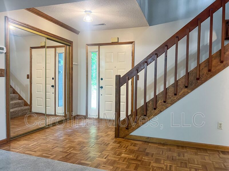 214 Brookside Drive – photo 3