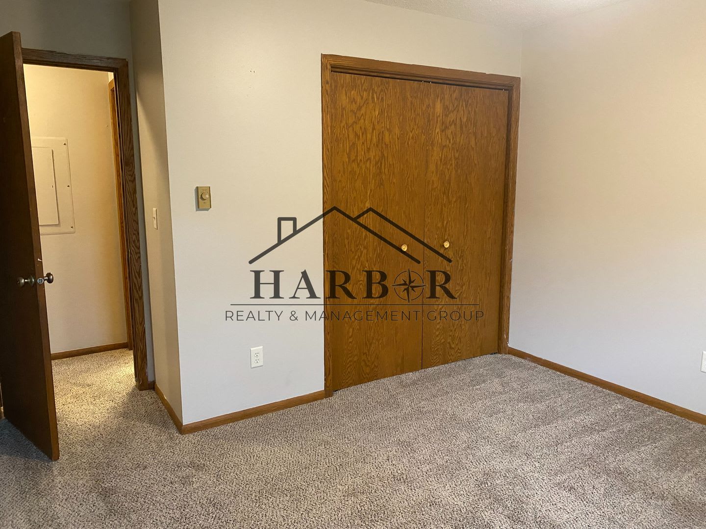 2426 30th Ave NW D – photo 4