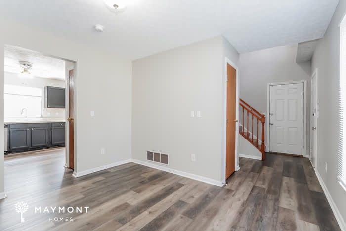 473 Buckingham Court – photo 5