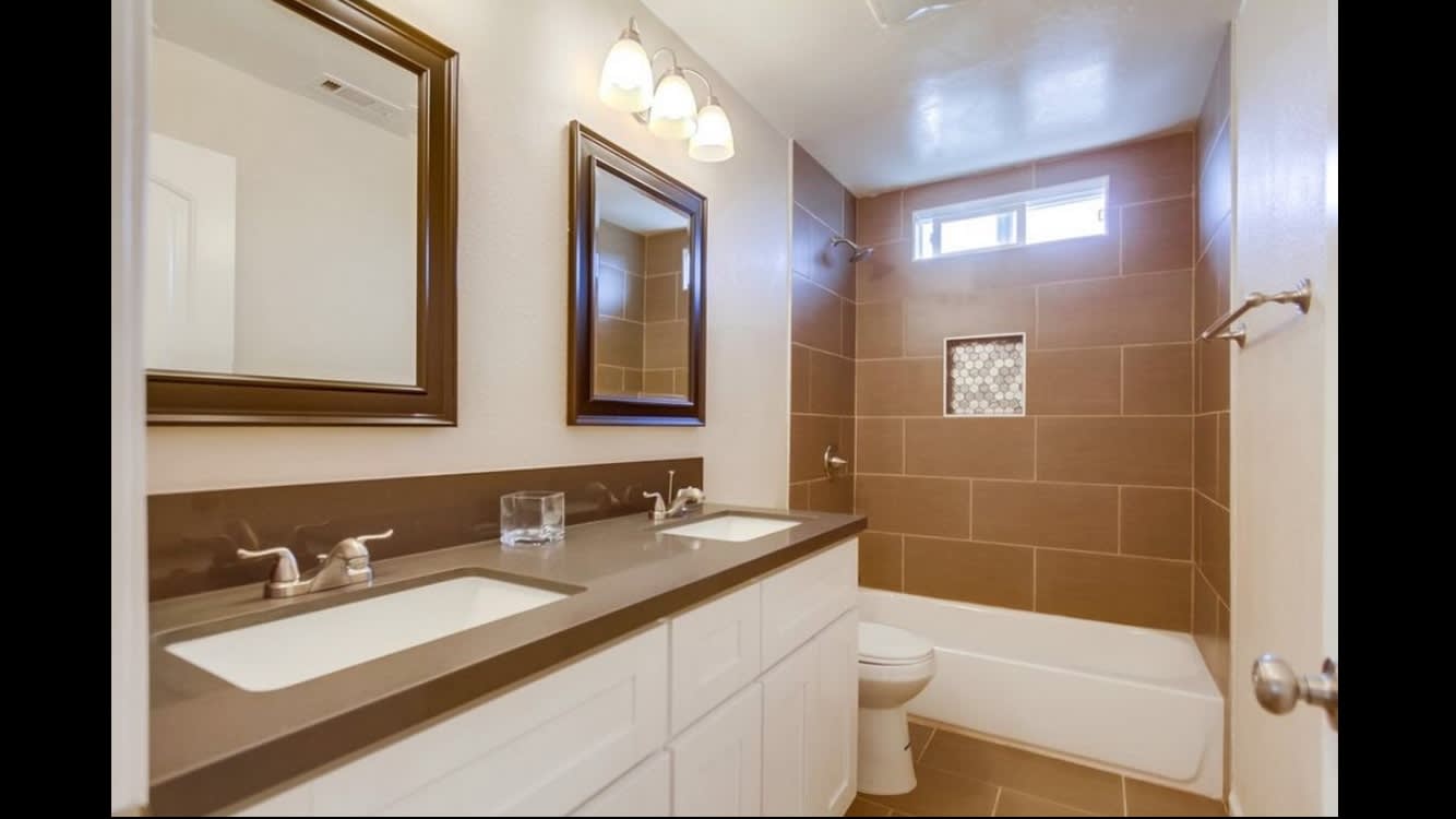 5327 Ogden St – photo 3