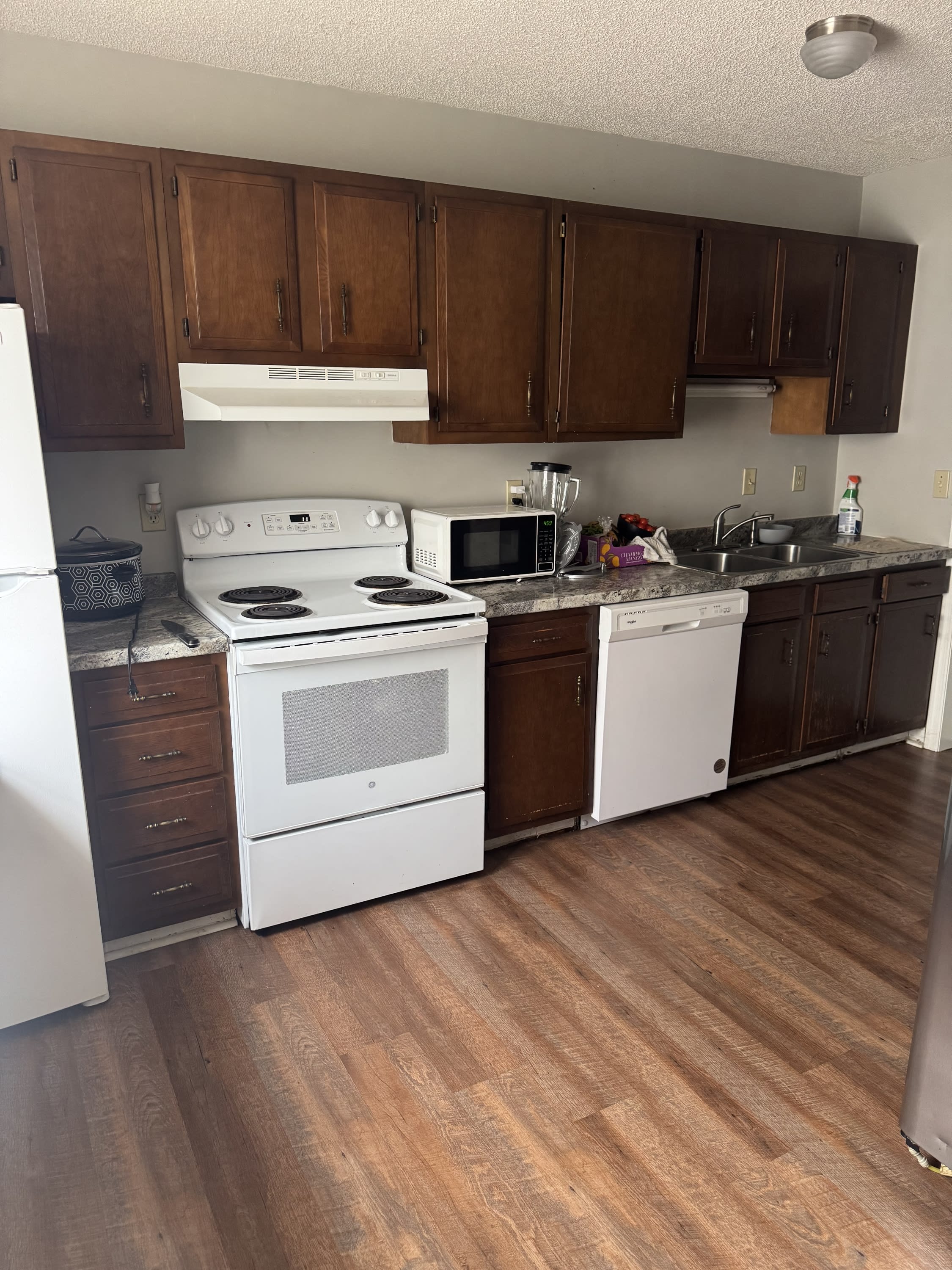 901 East Main Street #2APT 2 – photo 5