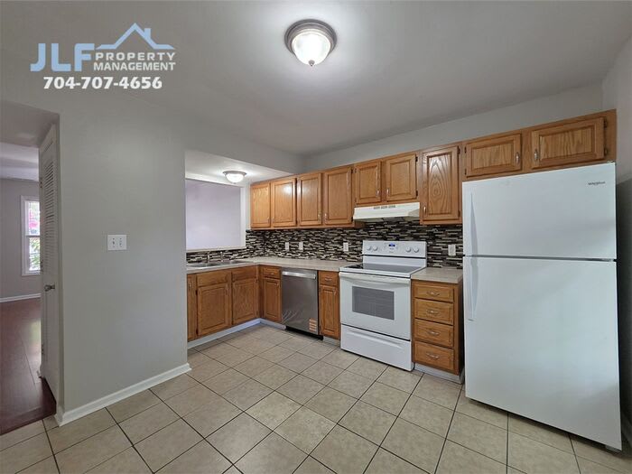 268 Southcircle Drive Northwest – photo 4