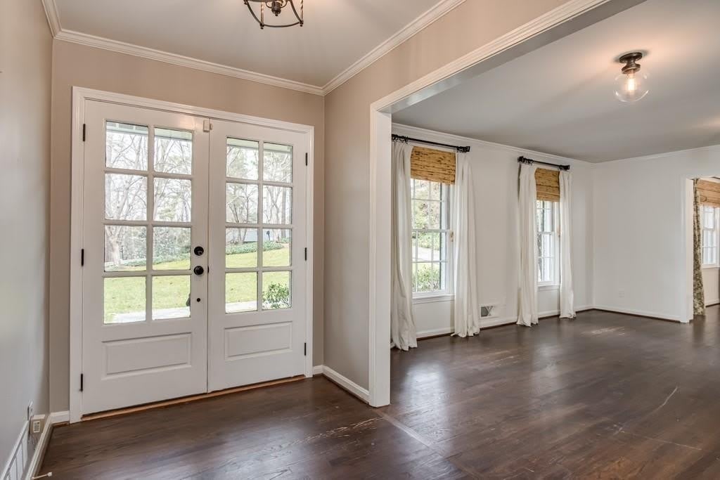 4601 Club Circle Ne – photo 3