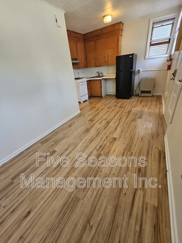 393 North Street – photo 2