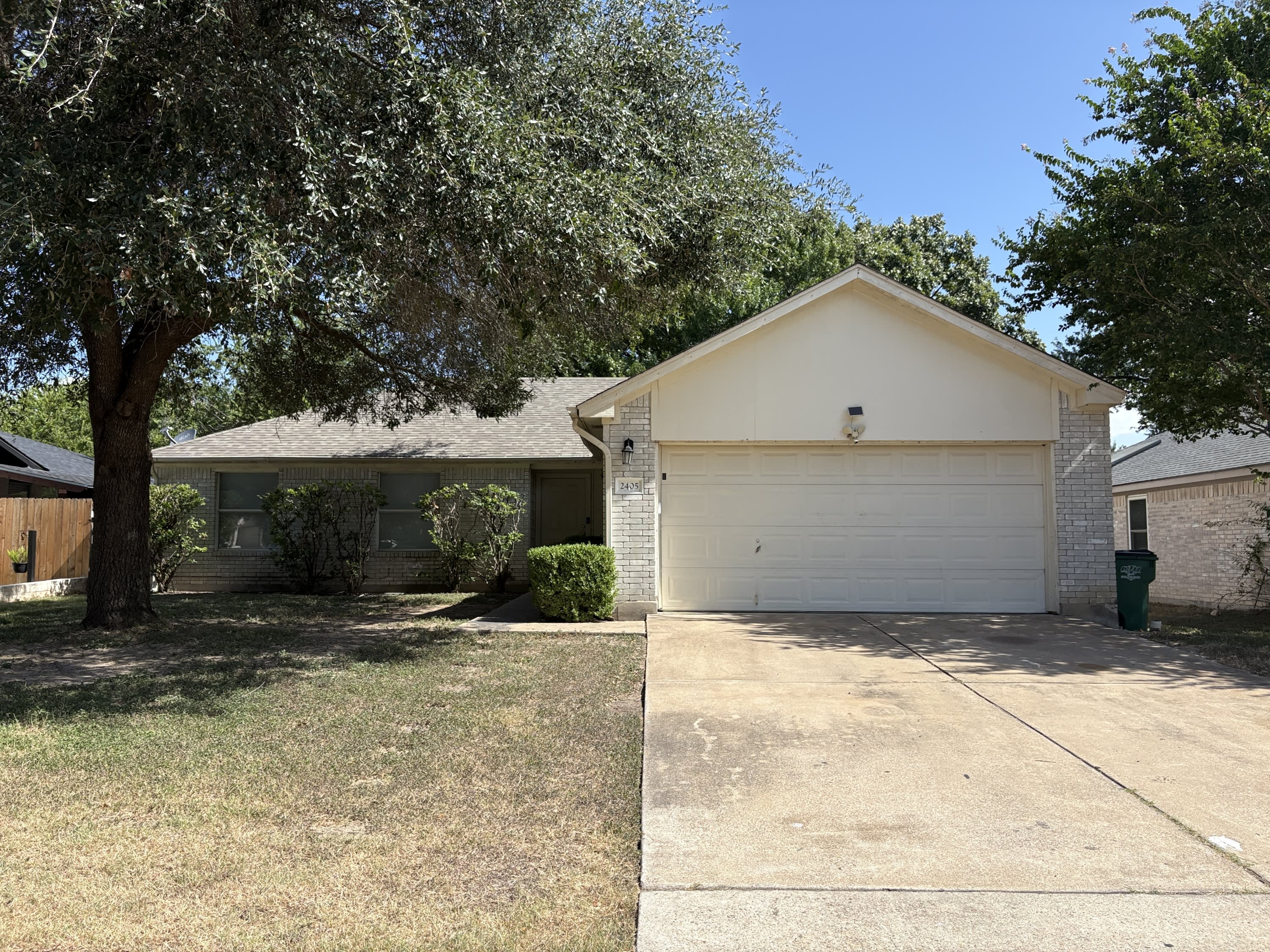 2405 Wisteria Way – photo 2