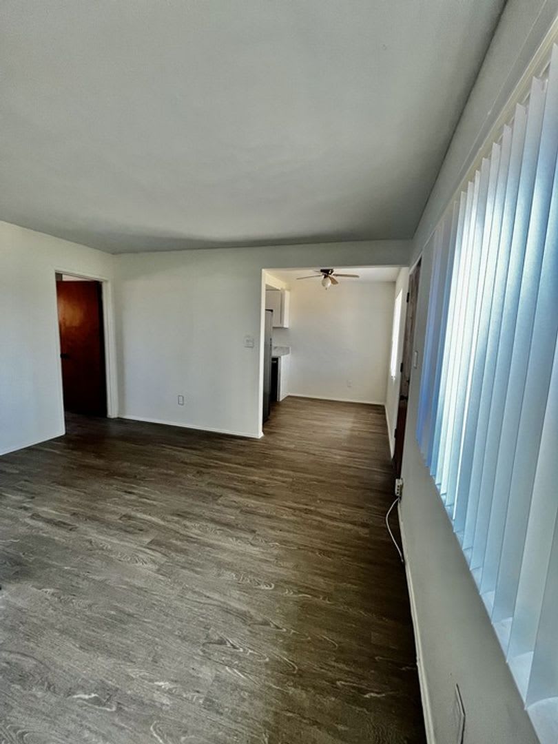 2731 Drew Lane – photo 4
