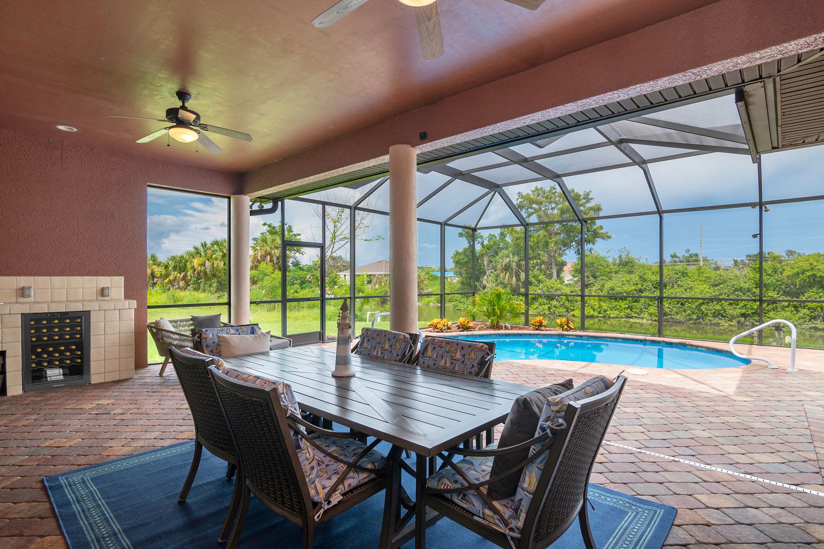Fully Furnished Heated Pool Home – photo 2