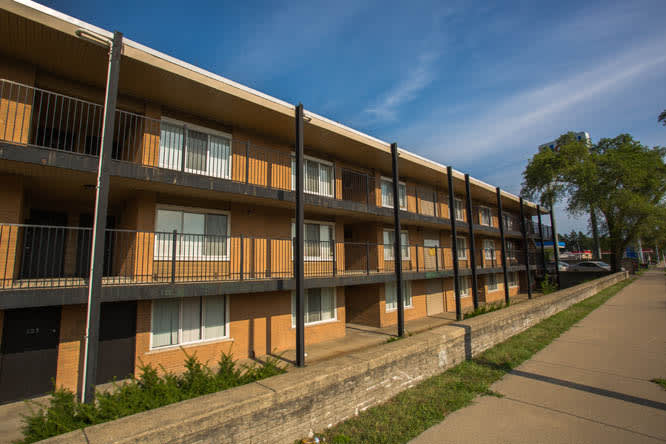 Pembrook Manor – photo 2
