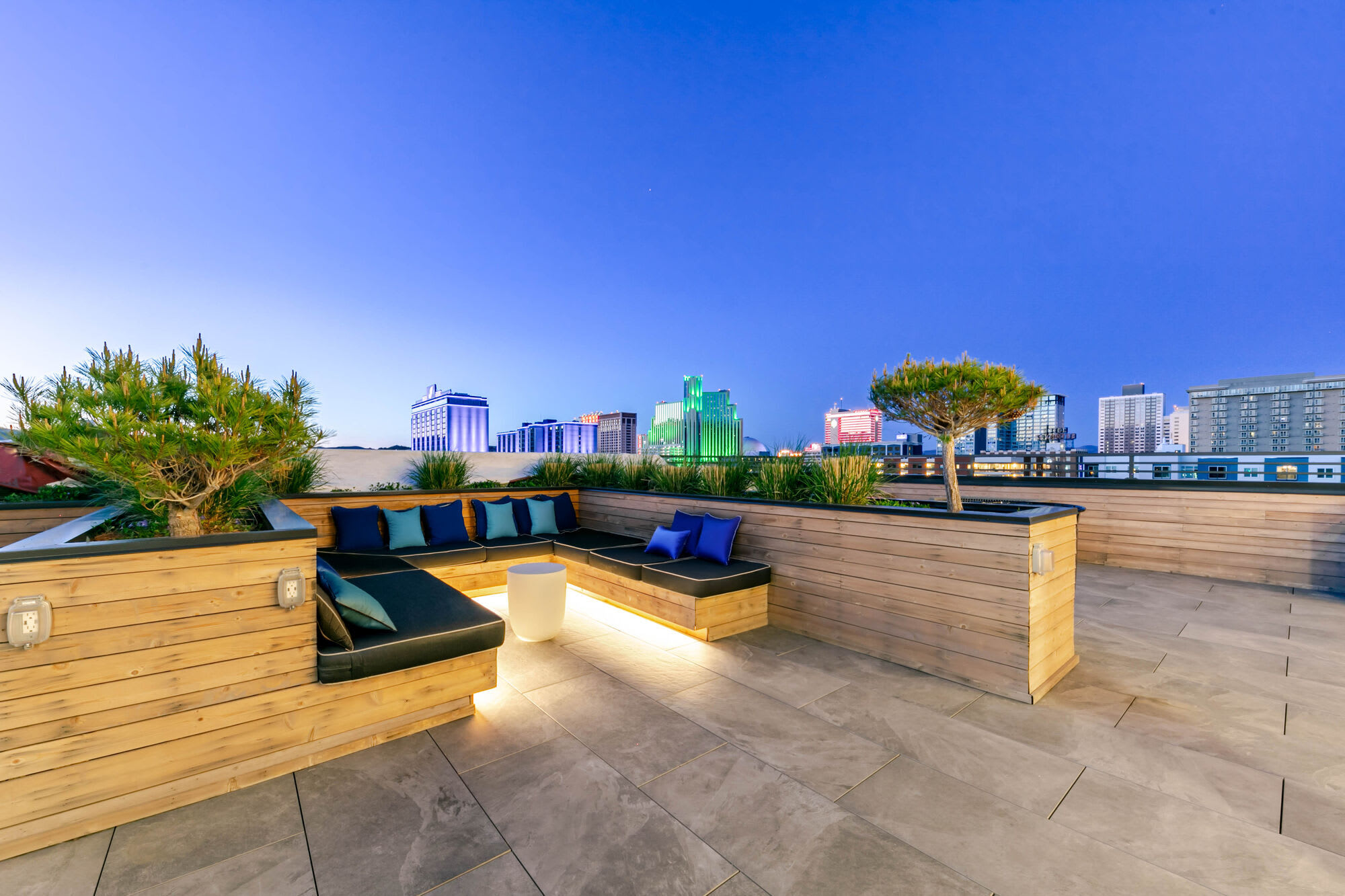 Eden Tower Apartments – photo 2