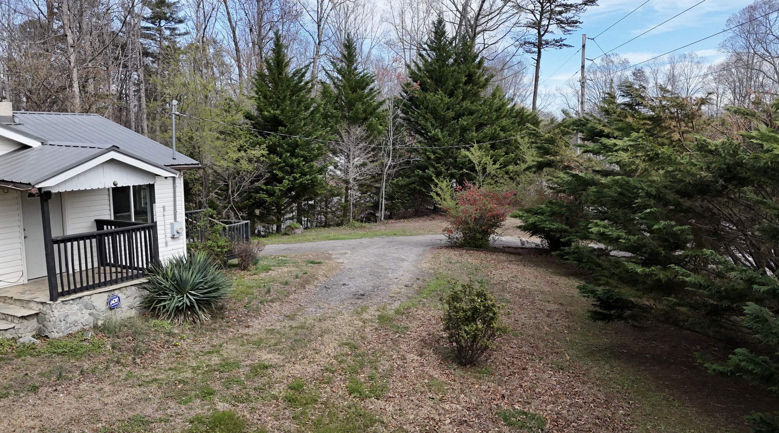 1543 Old Hwy 10 E – photo 2