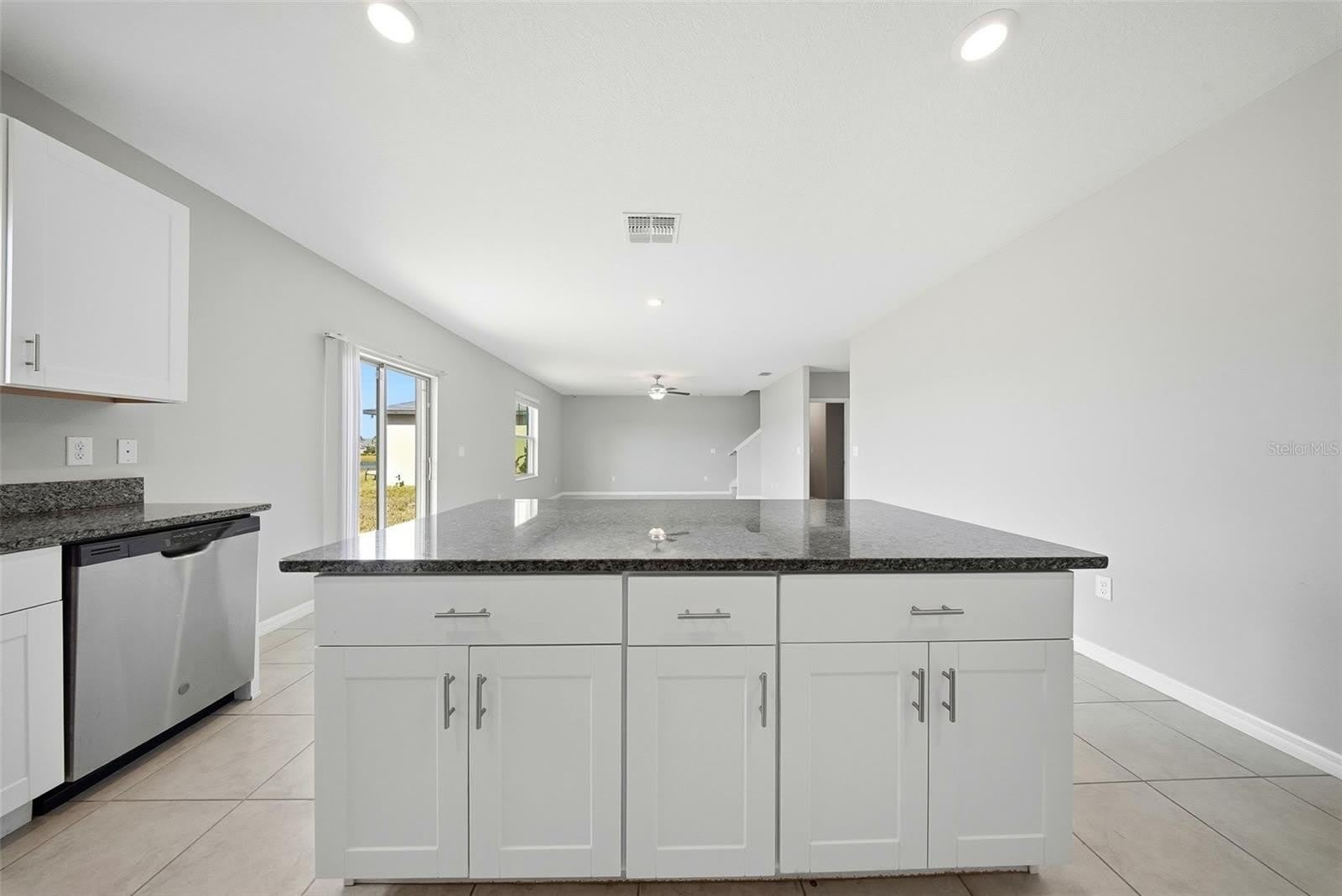 15617 CHARR ISLAND Street – photo 4