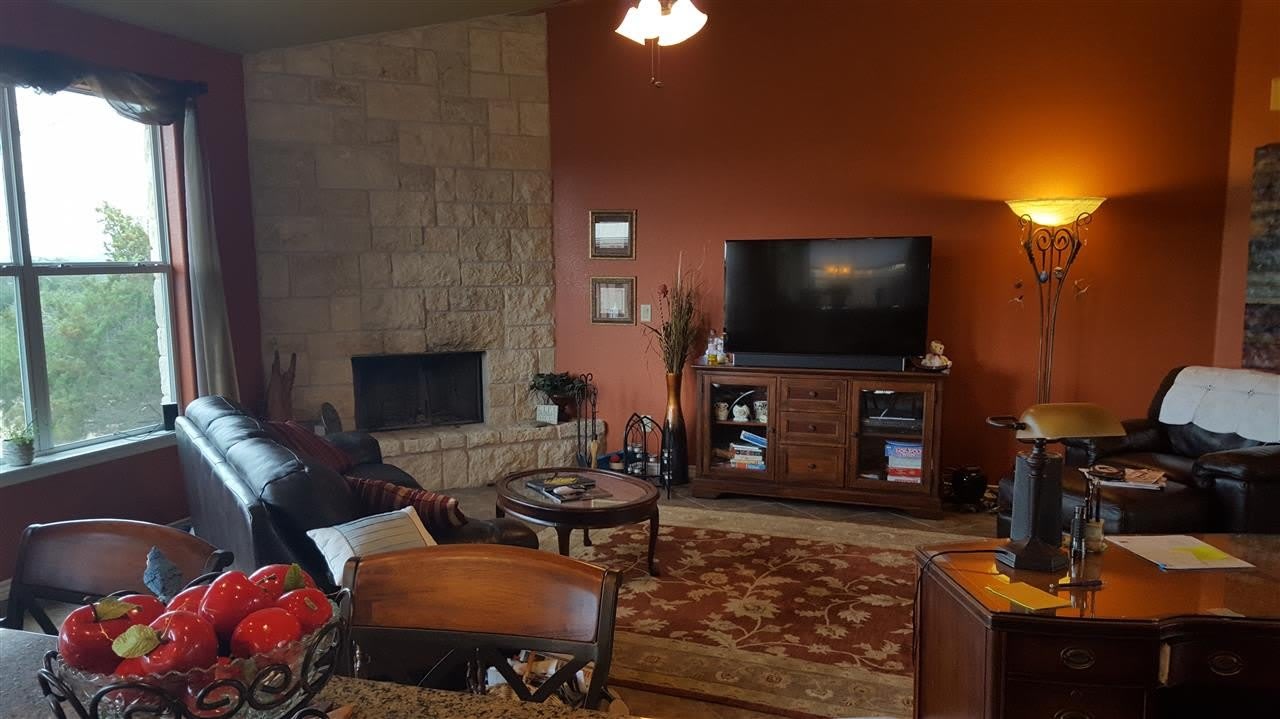 1405 Bay West Blvd. – photo 4