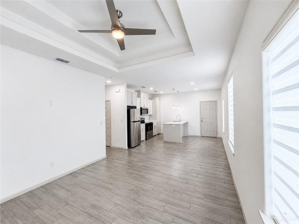7802 N 58th Lane – photo 3