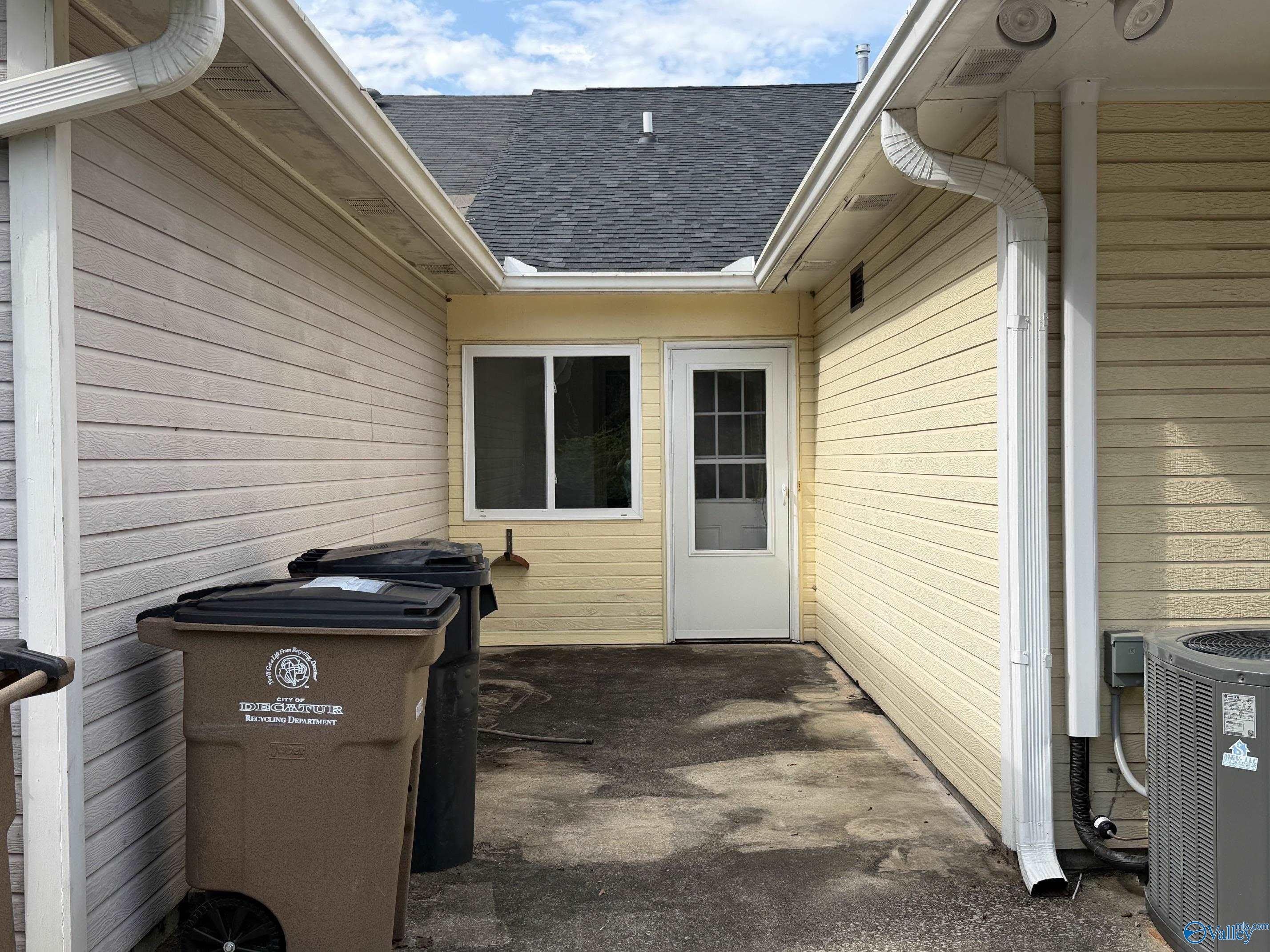 313 Woodridge Drive – photo 3