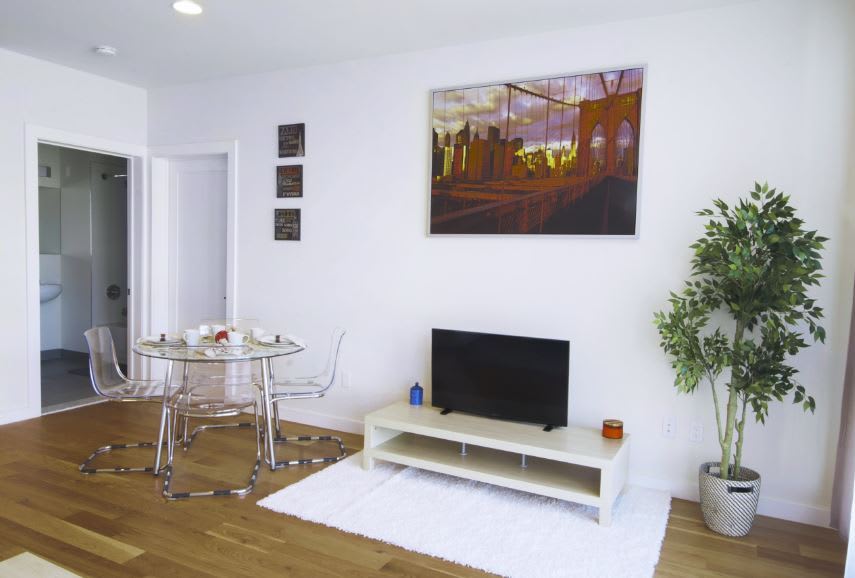 1125 Jefferson Apartments – photo 4