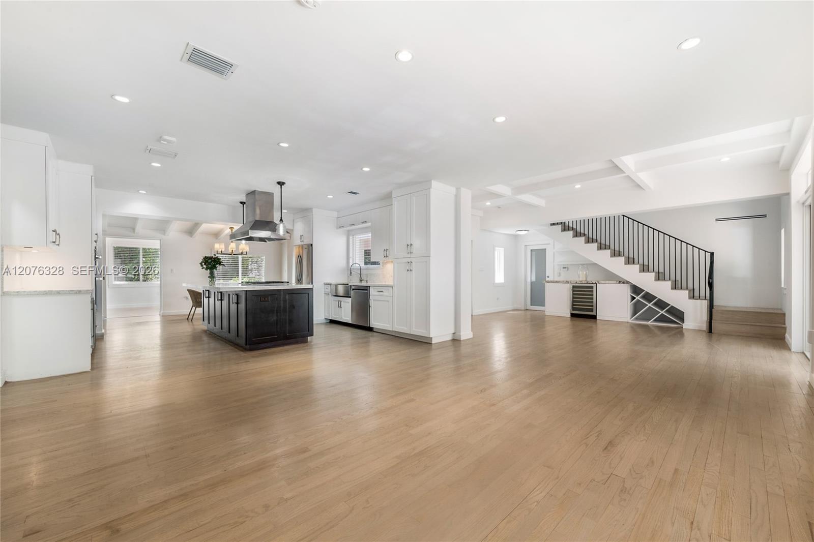 100 Sarto Avenue – photo 3