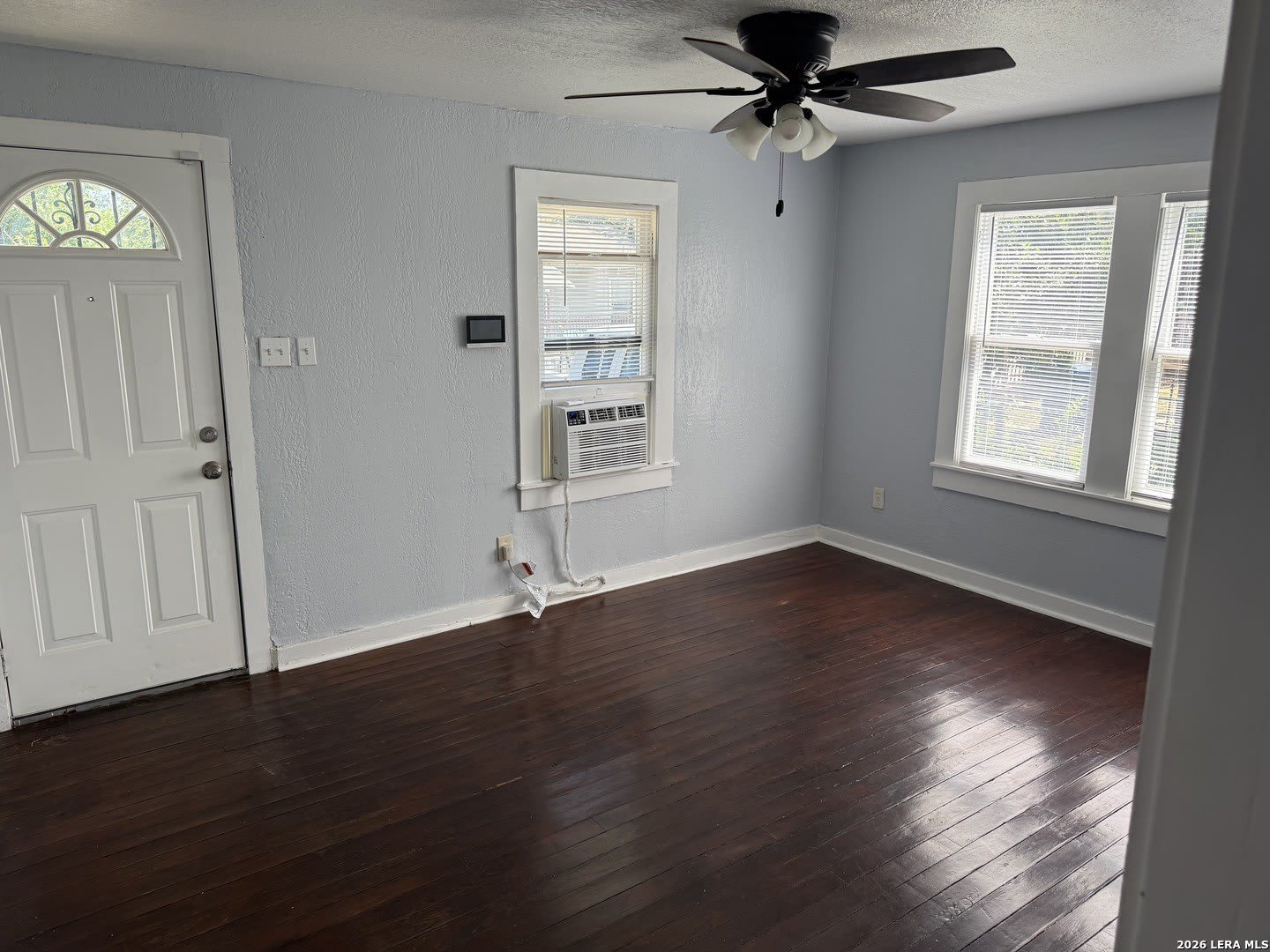 226 Wellington – photo 3