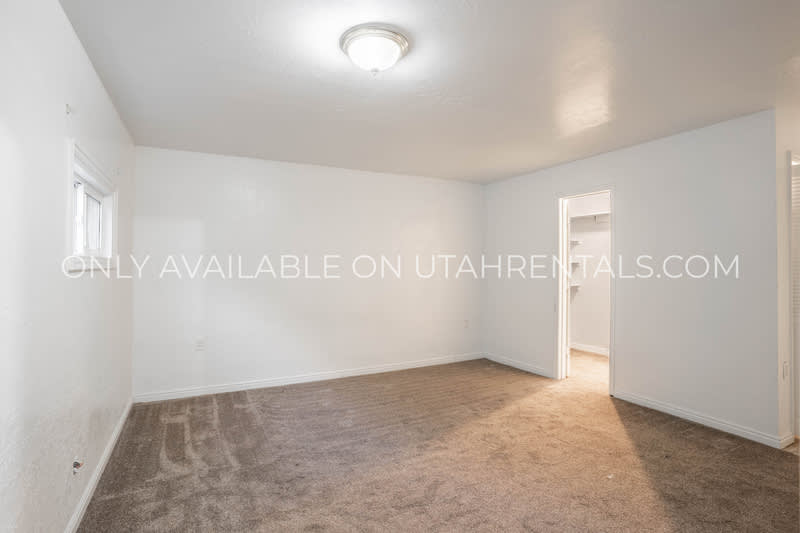 637 N 600 W – photo 5