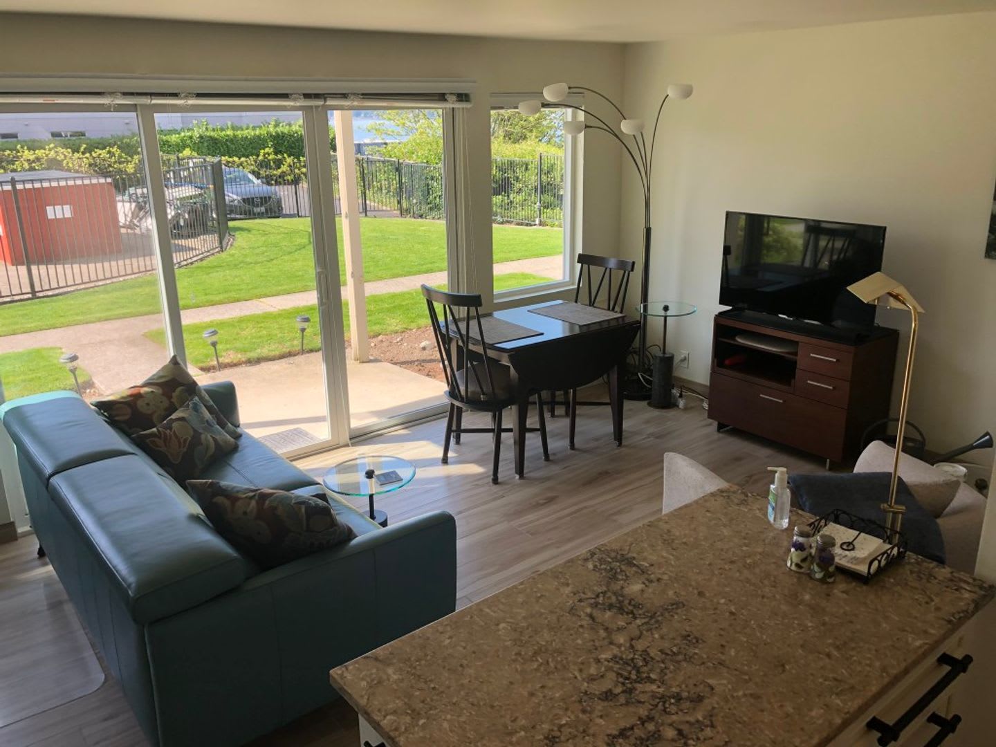 1Bd 1Ba Kirkland Condo – photo 5