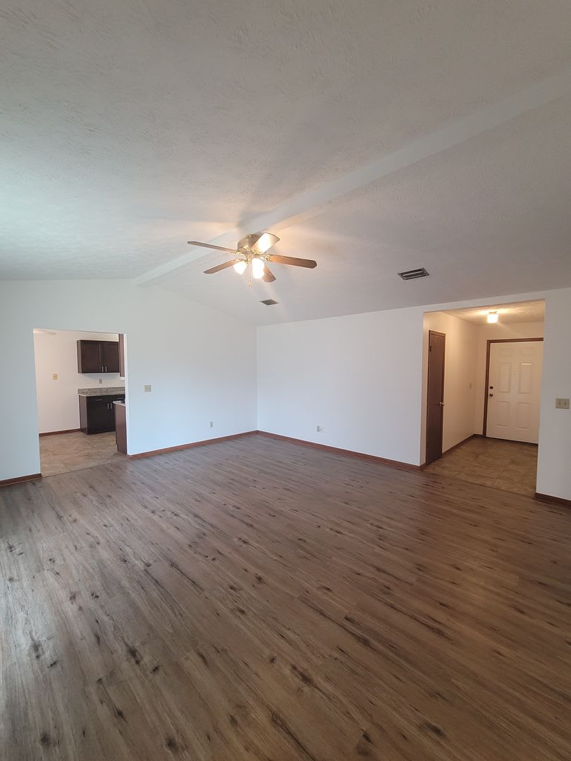 Callaway 3 bedroom 2 bath home w/2 car garage! – photo 4