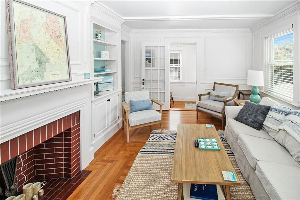 28 W Narragansett Avenue – photo 5