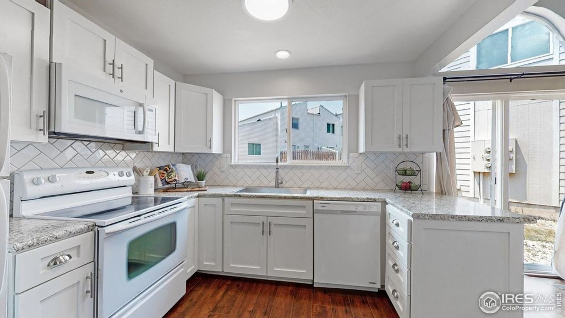 Spacious, Light-Filled Townhome in Fort Collins – photo 5