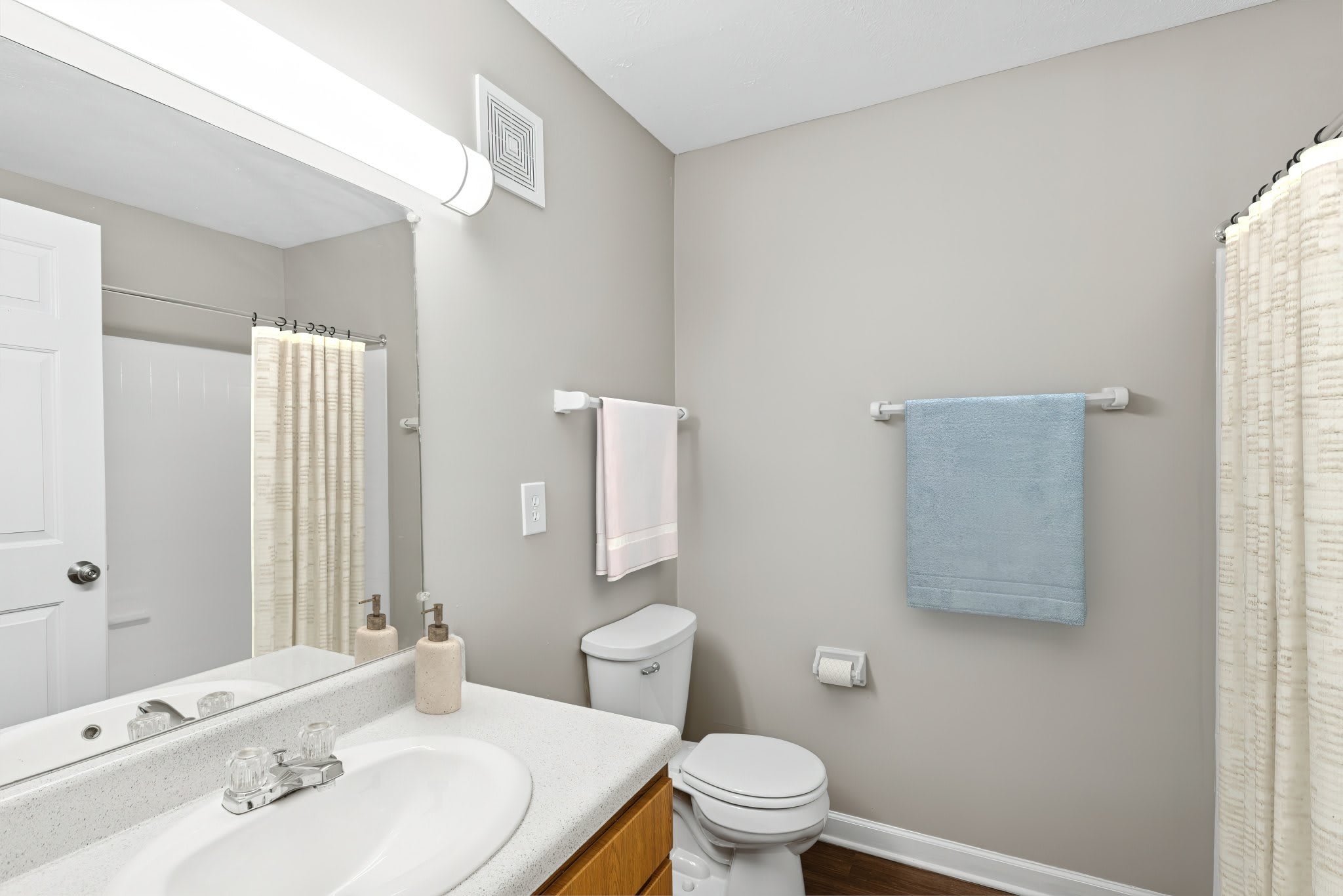 Waterfront Pointe – photo 3