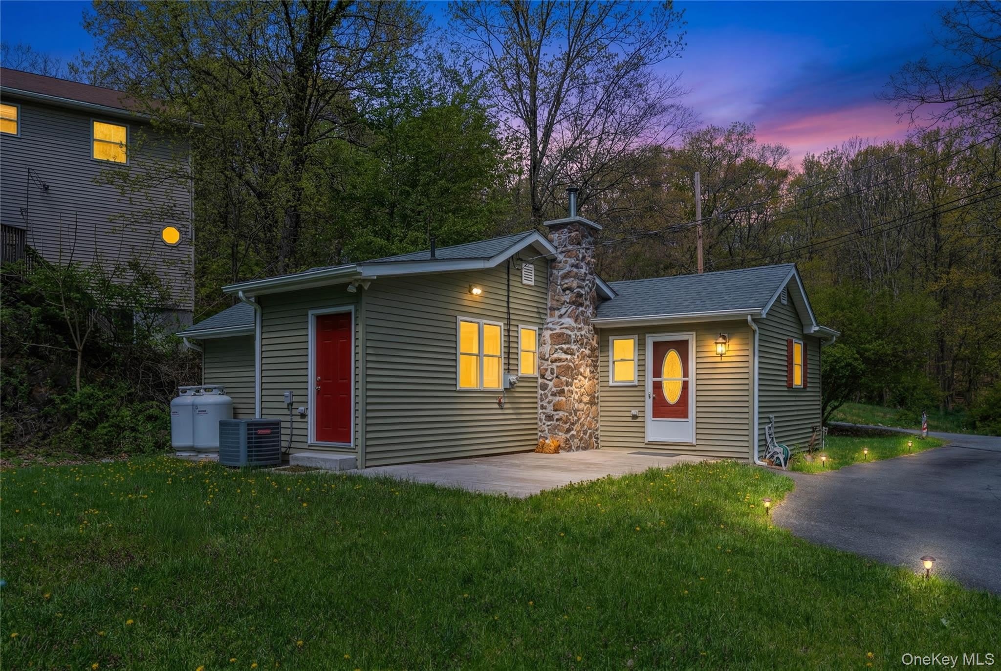 797 Forest Glen Road – photo 1