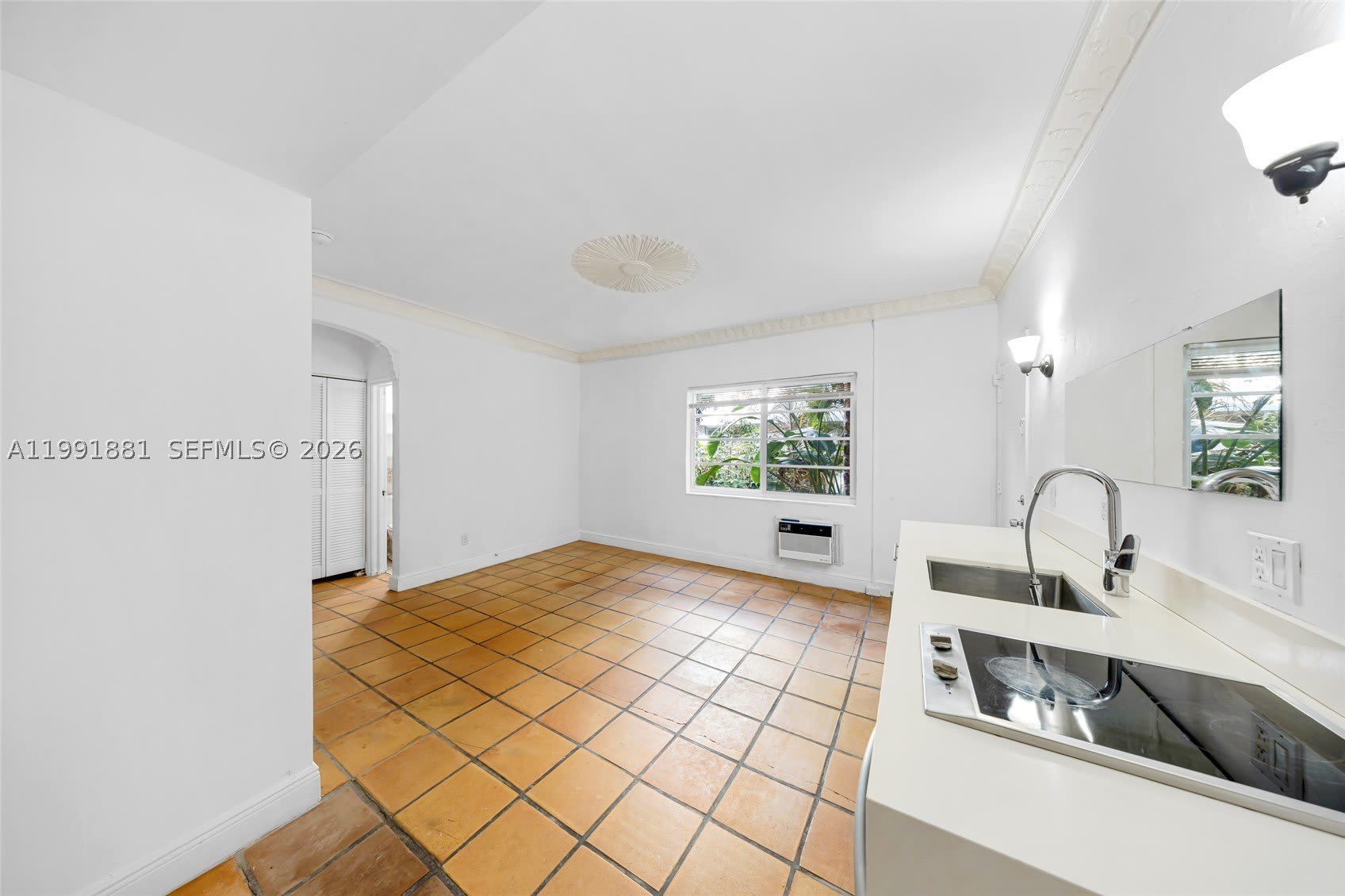 844 Jefferson Ave – photo 5