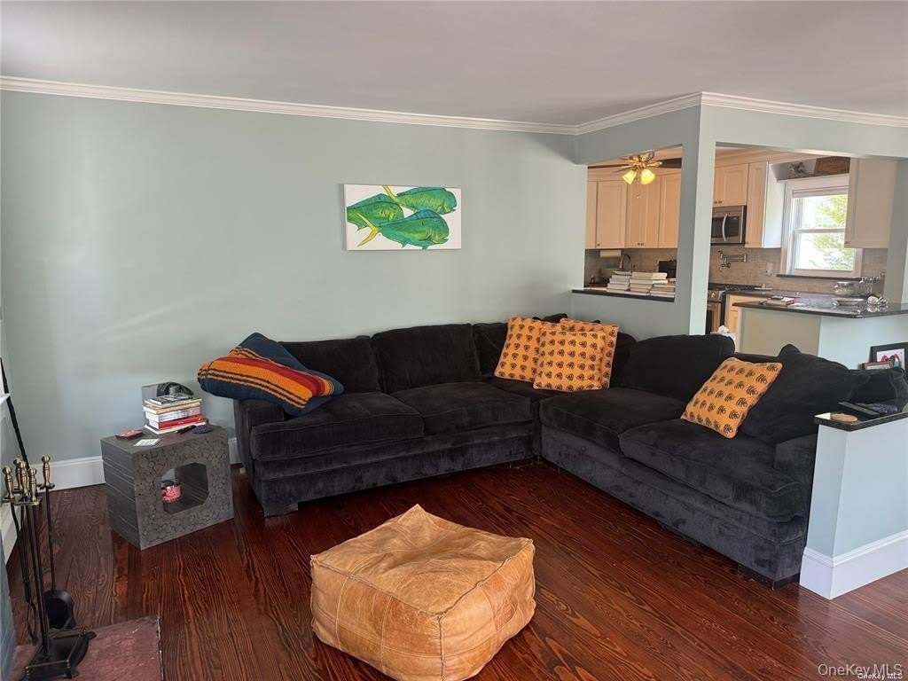 38 Clayton Avenue – photo 2