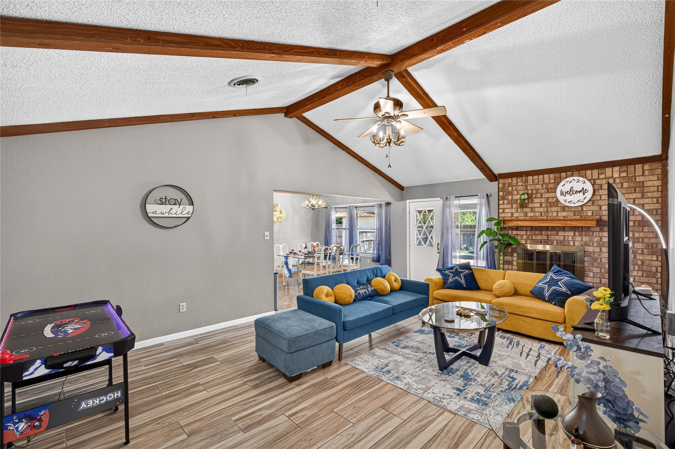 2317 Kerry Lane – photo 2