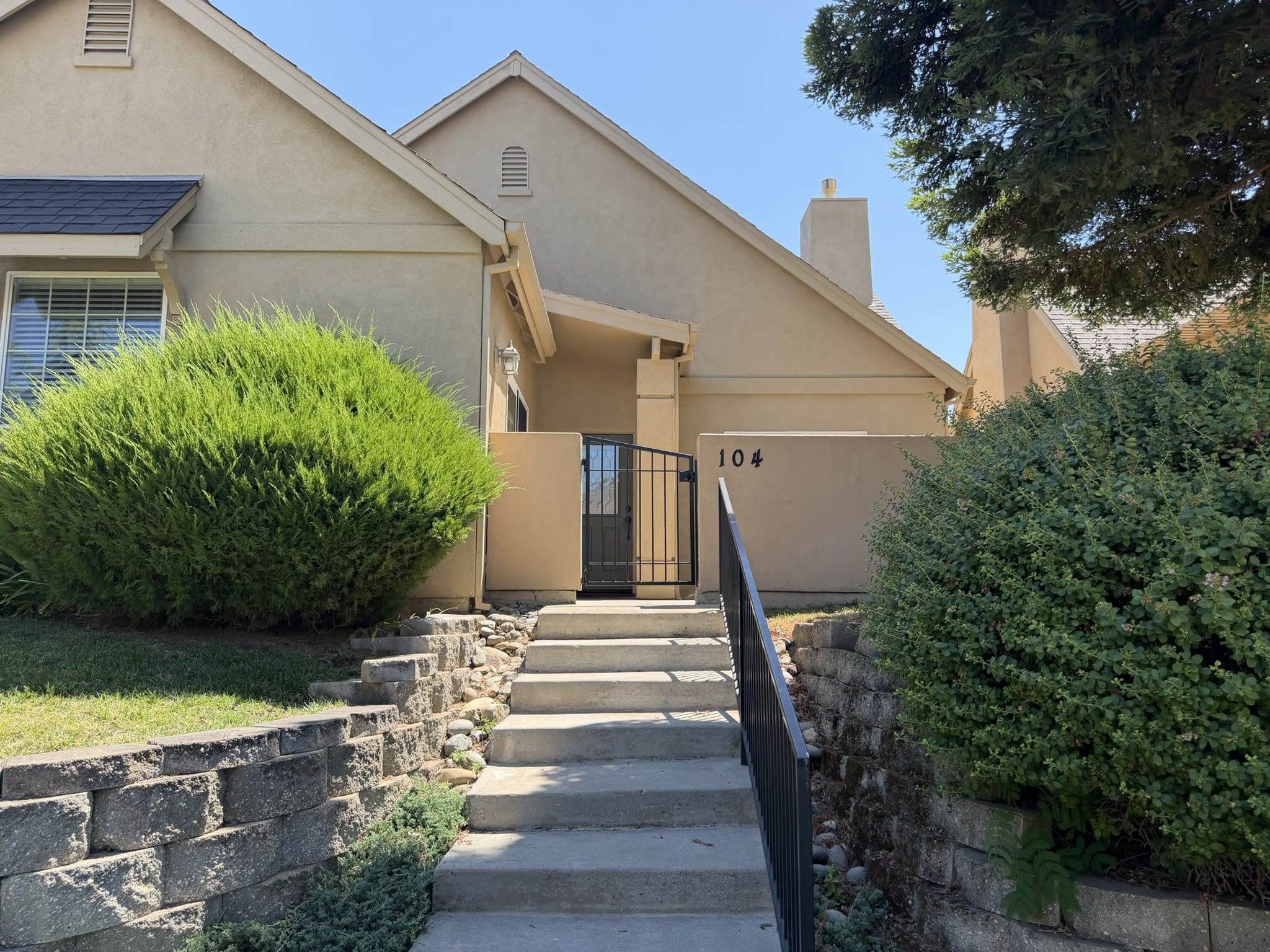104 Benson Terrace – photo 1