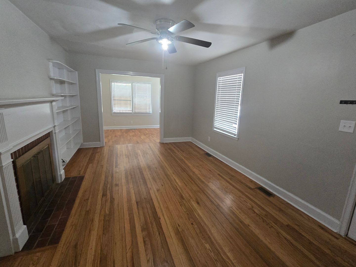 2705 Pecan – photo 3