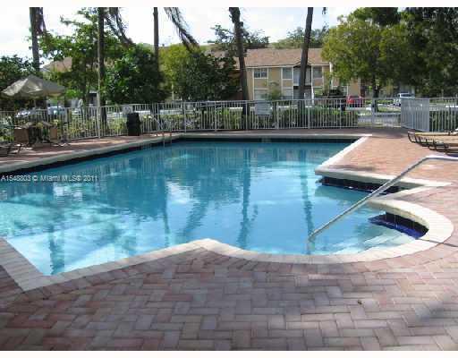 2204 SW 81st Ave # – photo 4