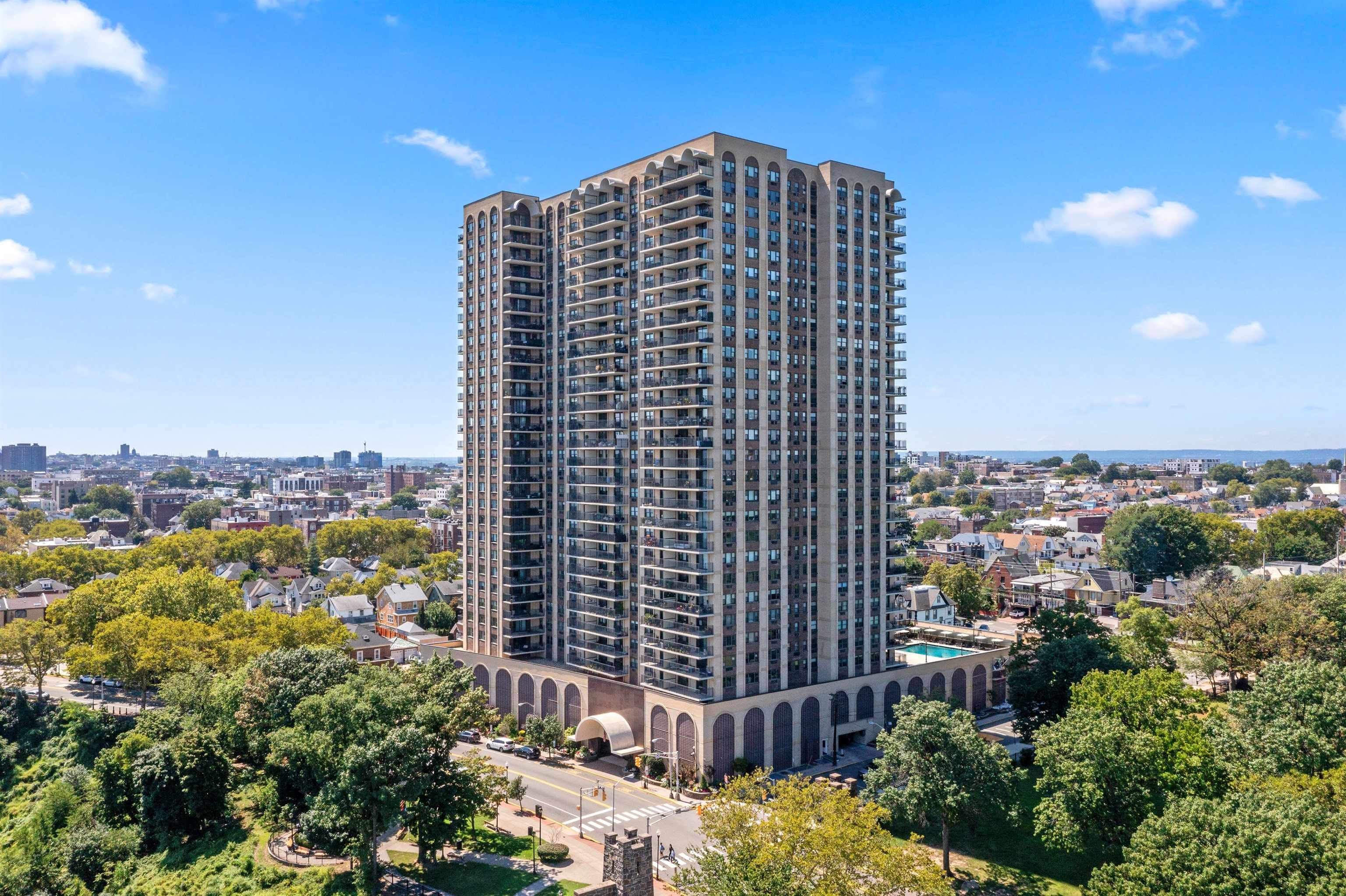 7855 BLVD E – photo 1