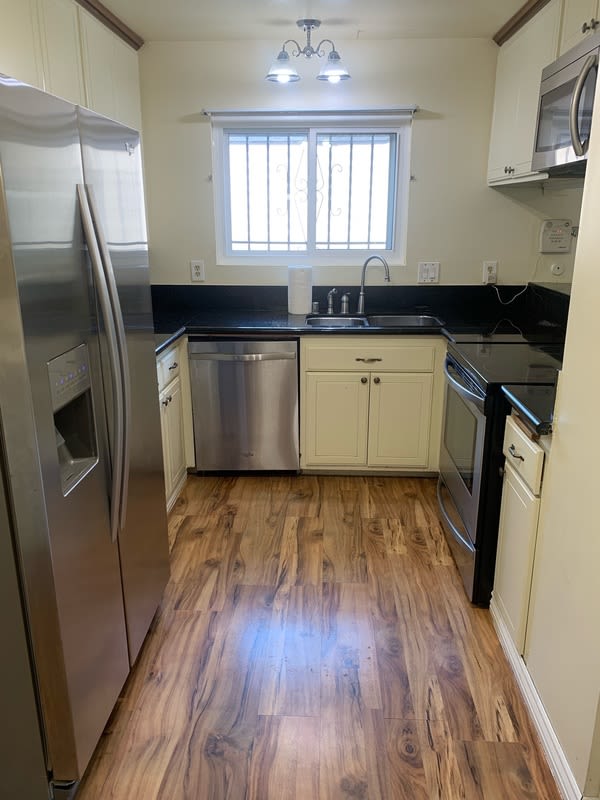 439 Bluffview Road – photo 4